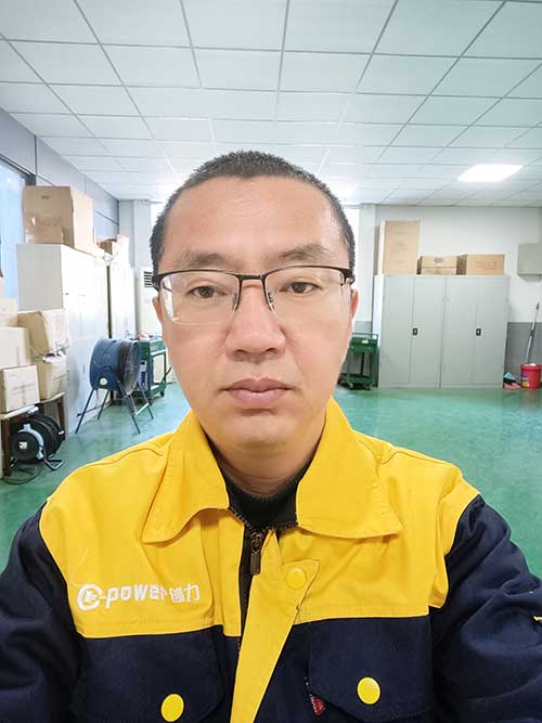 韓成男.jpg 韓成男.jpg