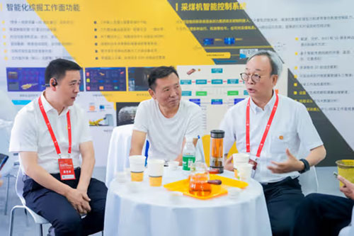 實(shí)力彰顯！上海創(chuàng)力集團(tuán)參展貴州國(guó)際能源產(chǎn)業(yè)博覽交易會(huì)取得圓滿(mǎn)成功(圖4)